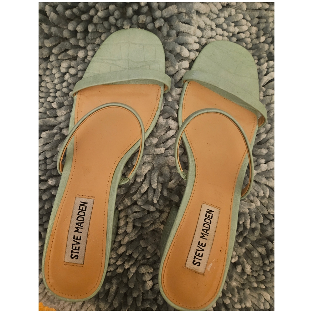 Steve Madden Mint Green Strappy Sandals
